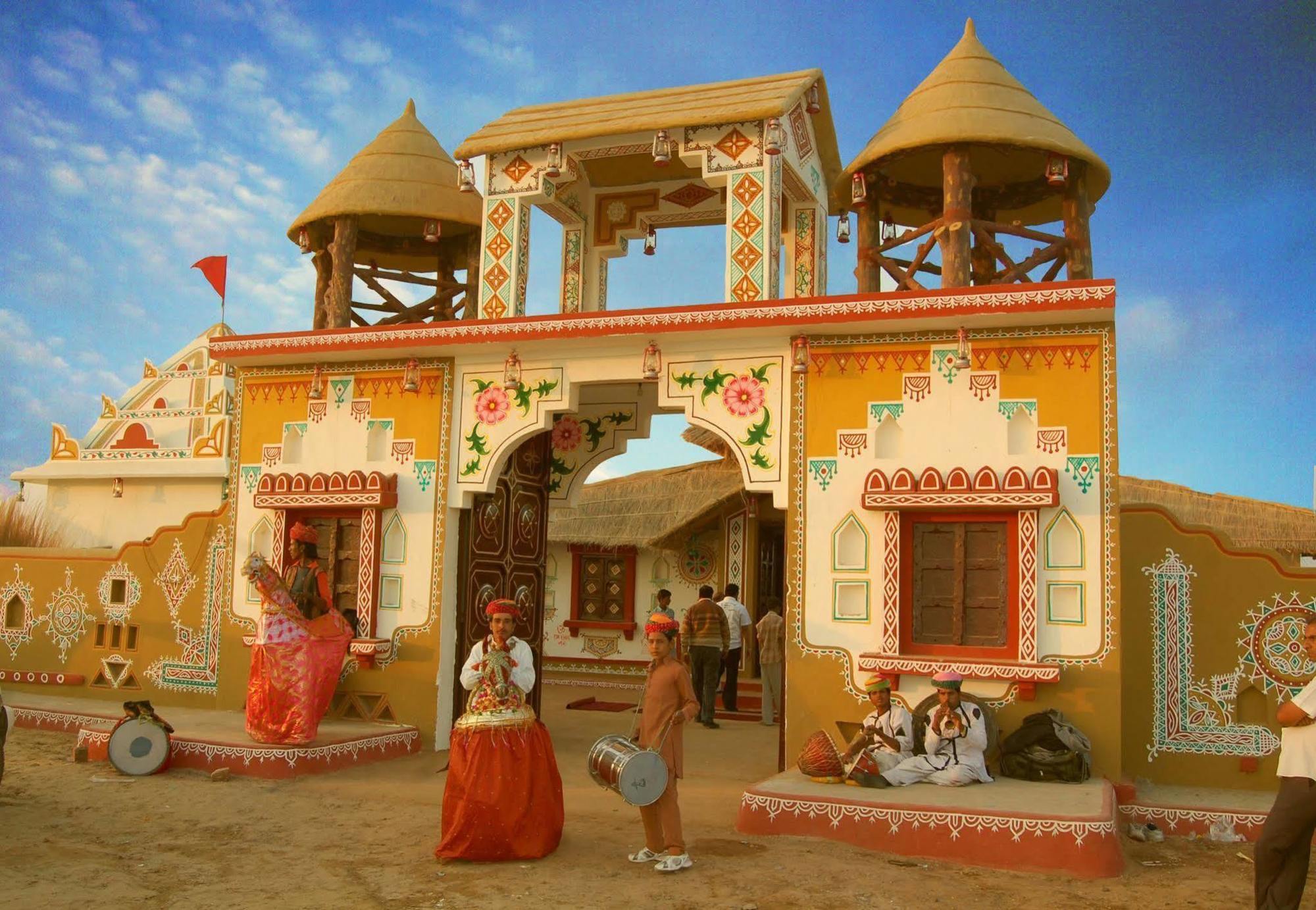 Chokhi Dhani - Desert Camp Resort Jaisalmer Dış mekan fotoğraf